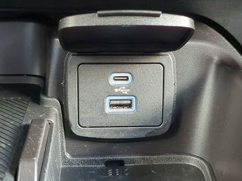 Used 2025 Ford Bronco Big Bend image 25