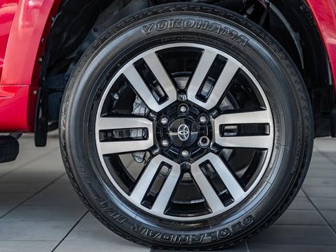 Used 2019 Toyota 4Runner Limited image 15