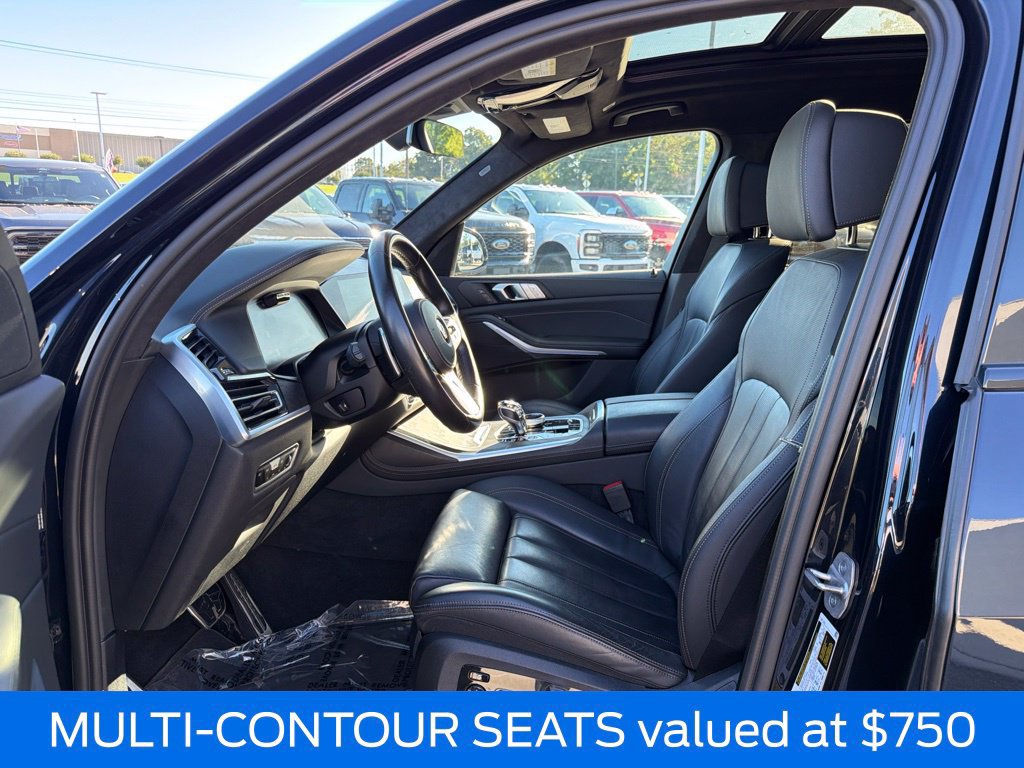 Used 2022 BMW X7 xDrive40i w/ M Sport Package AWD/4WD image 11