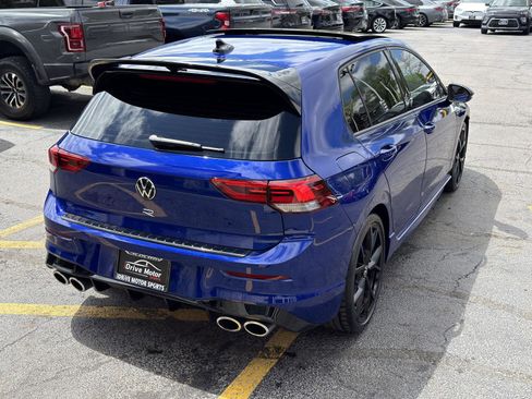 Used 2024 Volkswagen Golf R AWD/4WD image 9