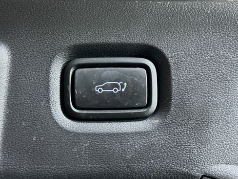 Used 2024 Hyundai Ioniq 5 SEL RWD image 28
