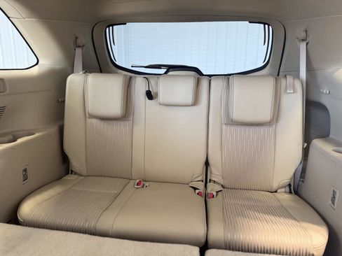 Used 2018 Toyota Highlander Plus image 39