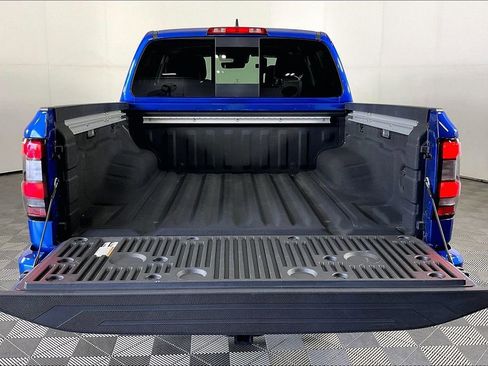 Certified 2024 Nissan Frontier SL w/ Technology Package RWD image 40