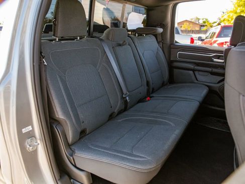 Used 2019 RAM 1500 Big Horn AWD/4WD image 12