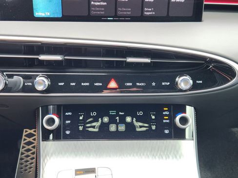 New 2026 Genesis GV70 2.5T Sport Prestige image 13