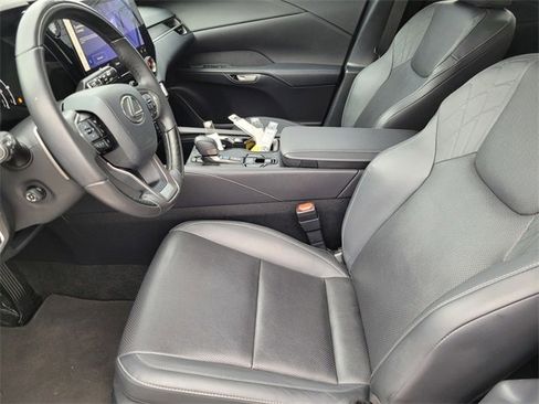 Used 2024 Lexus RX 350 Premium image 15