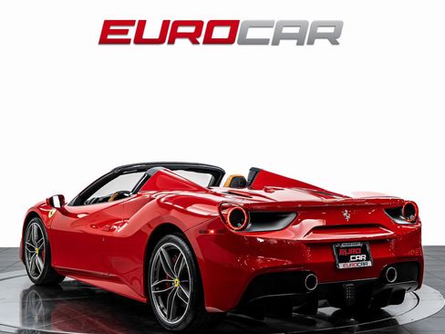 Used 2017 Ferrari 488 Spider *CARBON INTERIOR * IMMACULATE image 4
