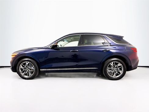 Used 2023 Genesis GV70 2.5T w/ Advanced Package AWD/4WD image 32