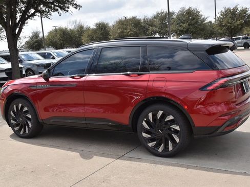 New 2026 Lincoln Nautilus Reserve image 10