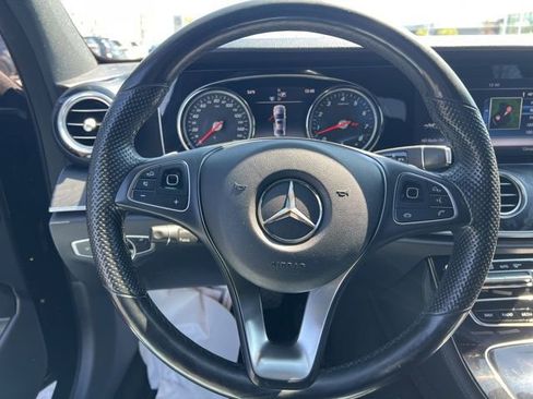 Used 2017 Mercedes-Benz E 300 4MATIC image 13