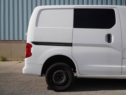 Used 2020 Nissan NV200 SV w/ Sliding Glass Door Package FWD image 9
