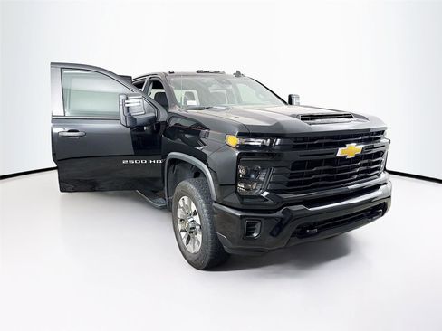 Used 2024 Chevrolet Silverado 2500 Custom w/ Custom Value Package AWD/4WD image 32