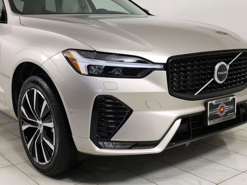 Used 2025 Volvo XC60 B5 Plus w/ Protection Package Premier AWD/4WD image 37