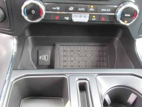 Used 2025 Ford F150 XLT w/ Equipment Group 302A MID image 28