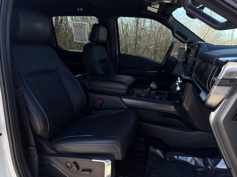 Used 2024 Ford F150 Lariat image 26