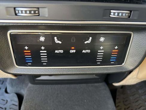 Used 2023 Audi Q8 Premium Plus w/ Premium Plus Package image 16