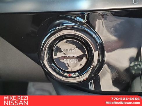 New 2026 Nissan Pathfinder Platinum FWD image 21
