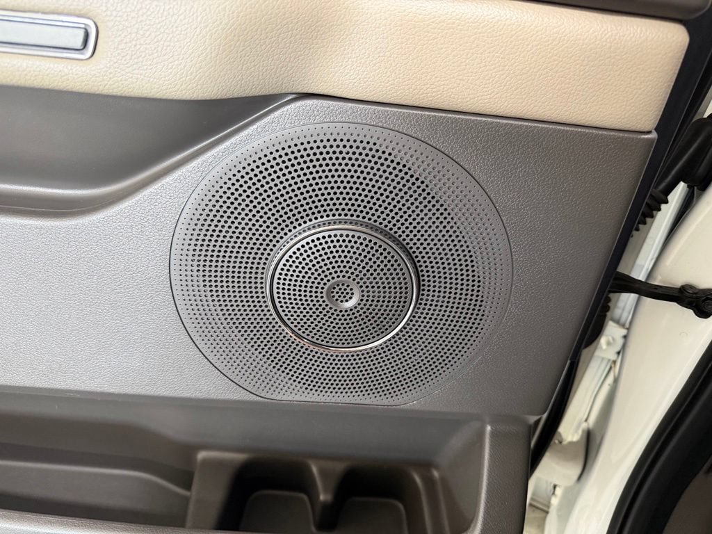 Used 2021 Ford Expedition Max XLT RWD image 19