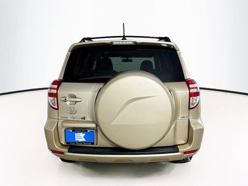 Used 2009 Toyota RAV4 Limited AWD/4WD image 6