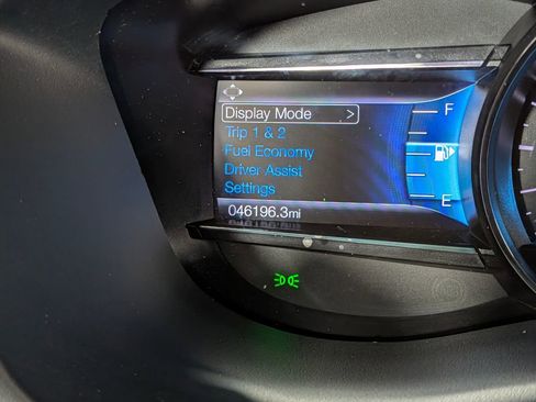 Certified 2019 Ford Explorer XLT w/ Equipment Group 202A FWD image 22