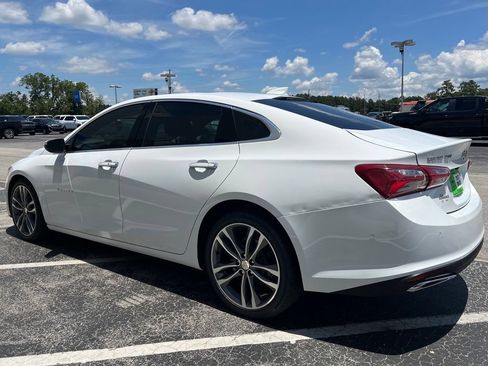 Used 2022 Chevrolet Malibu Premier FWD image 22