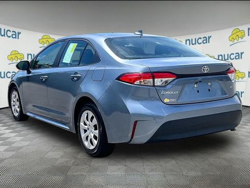 Used 2024 Toyota Corolla LE FWD image 4