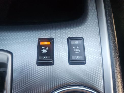 Used 2018 Nissan Pathfinder SL w/ Cargo Package FWD image 38