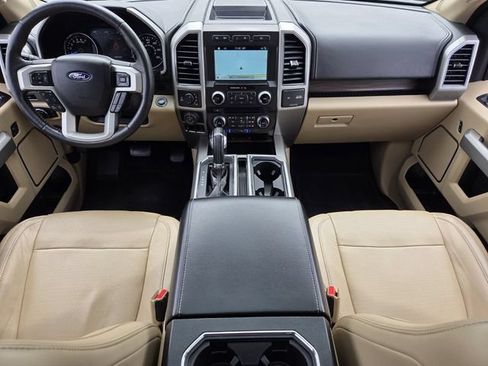 Used 2017 Ford F150 Lariat w/ Equipment Group 502A Luxury AWD/4WD image 11
