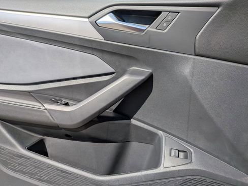New 2026 Volkswagen Jetta SE FWD image 27