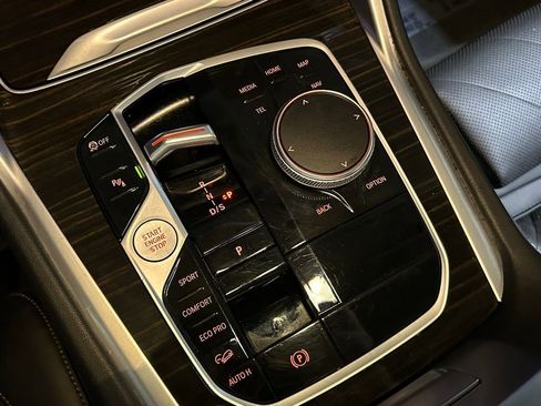 Used 2024 BMW X6 xDrive40i w/ Premium Package image 26