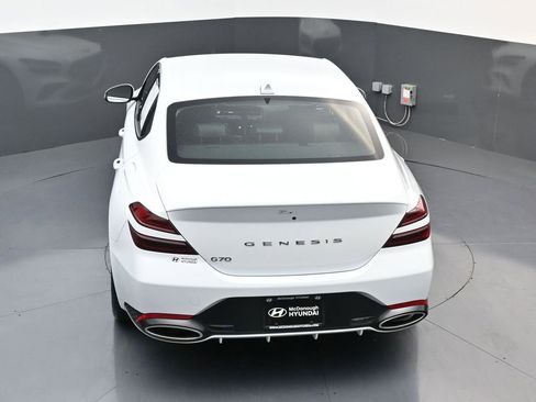 Used 2025 Genesis G70 2.5T image 16