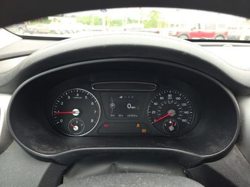 Used 2017 Kia Sorento L FWD image 17