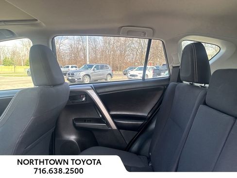 Used 2018 Toyota RAV4 XLE w/ Plus Extra Value Package AWD/4WD image 23