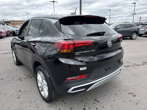 Used 2022 Buick Encore GX Preferred w/ Cold Weather Comfort Package AWD/4WD image 8