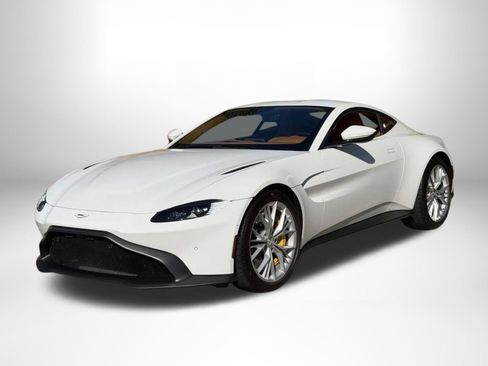 Used 2021 Aston Martin V8 Vantage Coupe RWD image 19