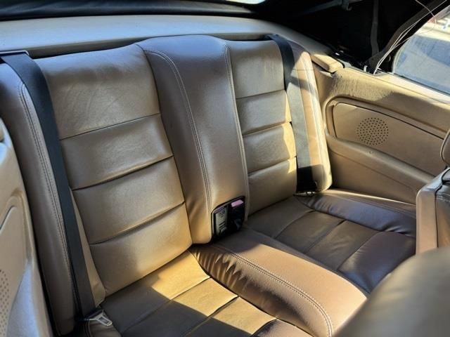 Used 1992 BMW 325i Convertible RWD image 25
