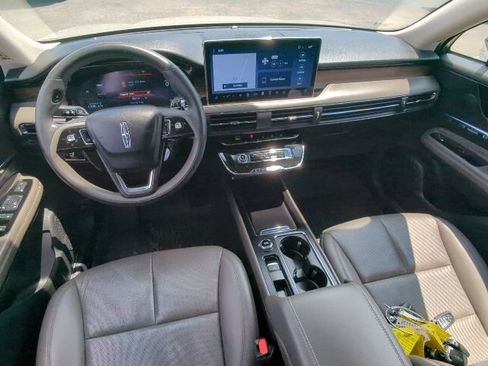 Used 2024 Lincoln Corsair Reserve w/ Equipment Group 201A AWD/4WD image 16