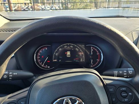 Certified 2025 Toyota RAV4 LE image 25