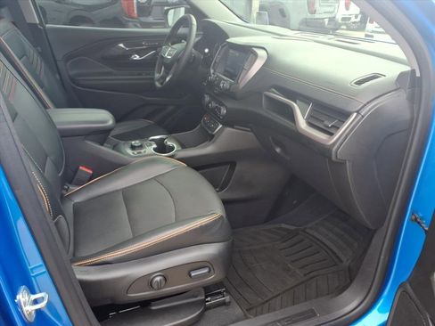 Used 2024 GMC Terrain AT4 w/ Infotainment Package II image 11