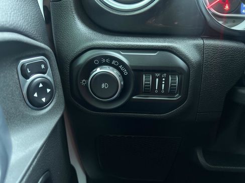 Used 2020 Jeep Wrangler Unlimited Rubicon image 22