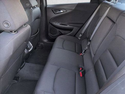 Used 2025 Chevrolet Malibu LT image 15