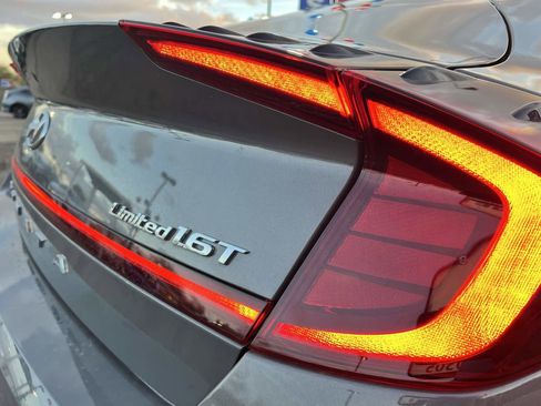 Used 2022 Hyundai Sonata Limited image 5