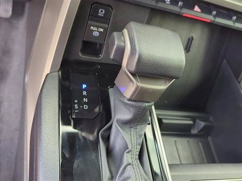 Used 2024 Toyota Tundra SR5 w/ SR5 Convenience Package AWD/4WD image 22