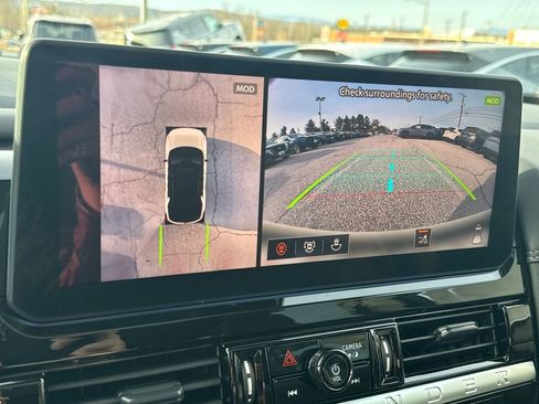 New 2026 Nissan Pathfinder Platinum image 21