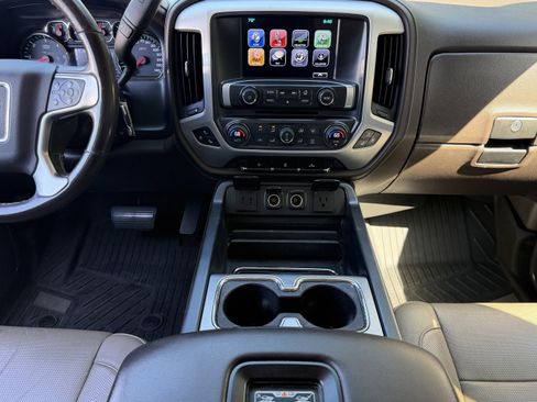 Used 2017 GMC Sierra 1500 SLT w/ SLT Premium Package RWD image 8