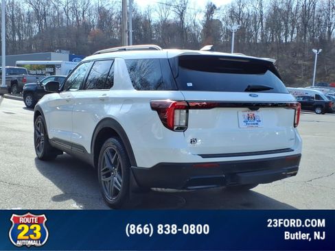 Certified 2025 Ford Explorer ST-Line w/ Premium Package AWD/4WD image 6