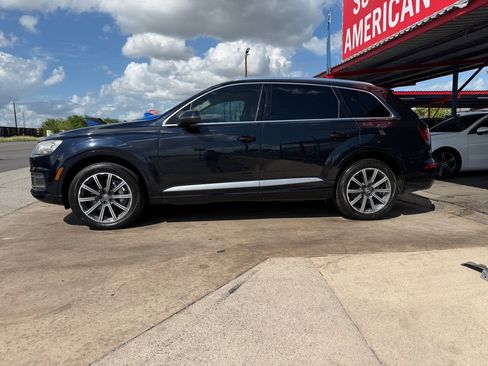 Used 2017 Audi Q7 3.0T Premium Plus w/ Premium Plus Package AWD/4WD image 12