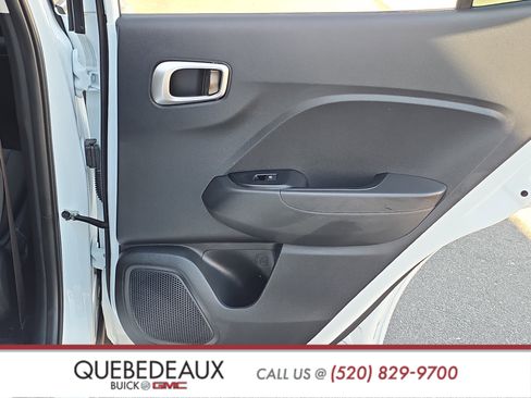 Used 2026 Hyundai Venue SE FWD image 24