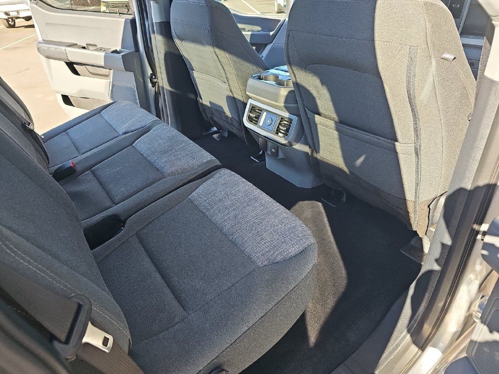 Used 2023 Ford F250 XLT w/ FX4 Off-Road Package AWD/4WD image 12