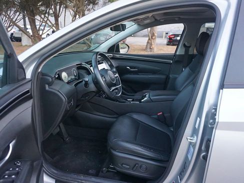 Used 2023 Hyundai Tucson SEL w/ Convenience Package FWD image 2